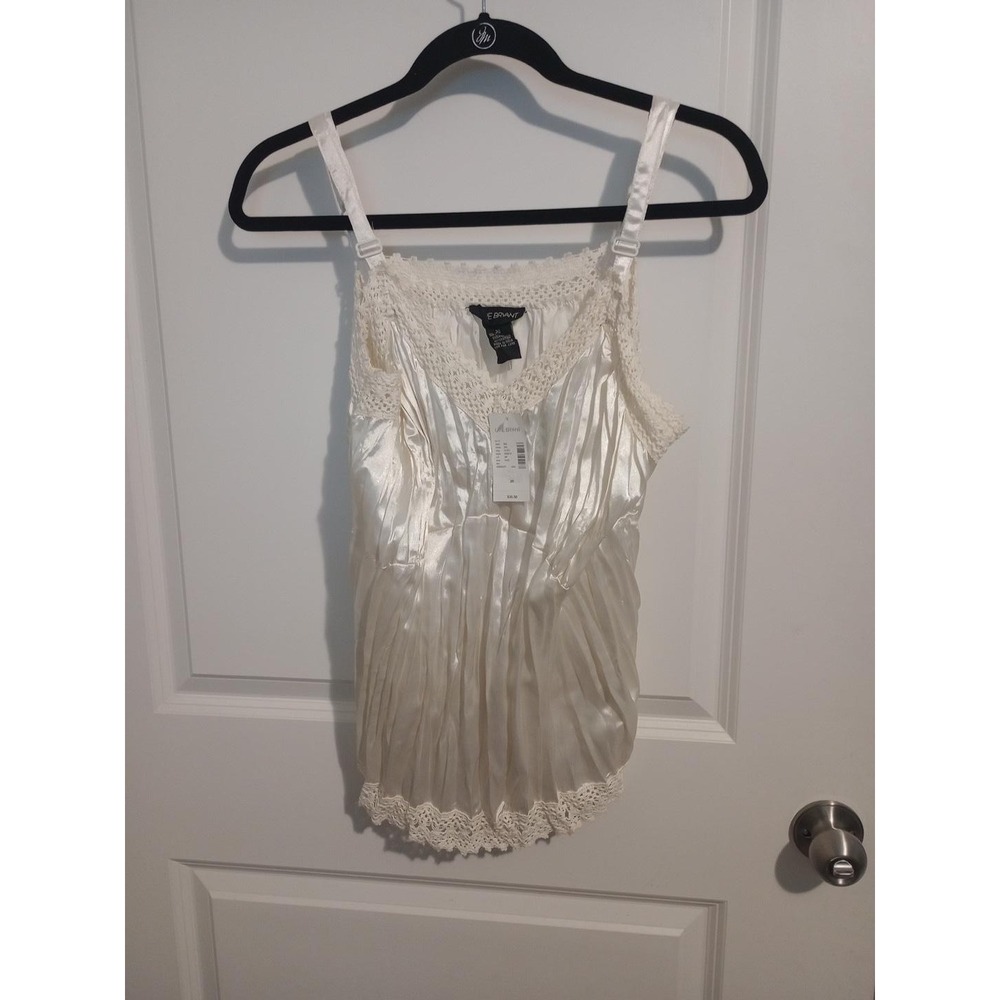 Lane Bryant Size 20 Ivory Satin Pleated Lace Trim Cami Tank Top NWT Plus Size
